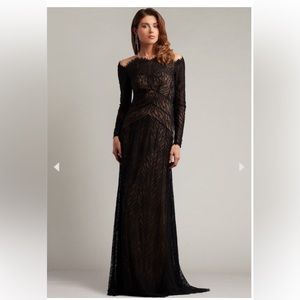Tadashi Shoji Marvin-Illusion lace gown size 10